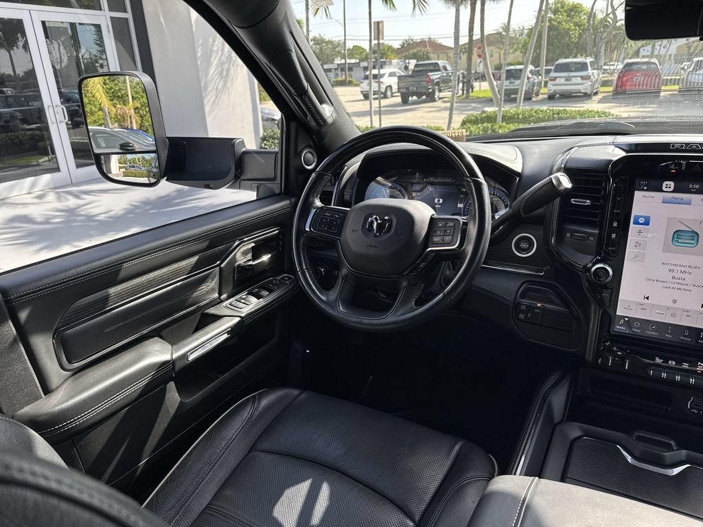 Used 2022 RAM 2500 Limited AWD/4WD image 21