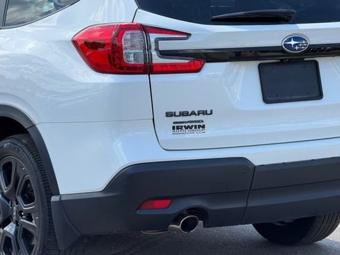 Used 2023 Subaru Ascent Onyx Edition Limited AWD/4WD image 17