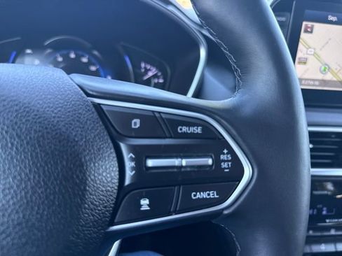 Used 2020 Hyundai Santa Fe Limited image 16