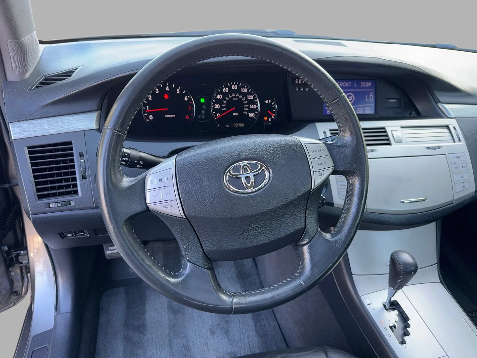 Used 2005 Toyota Avalon Touring FWD image 14