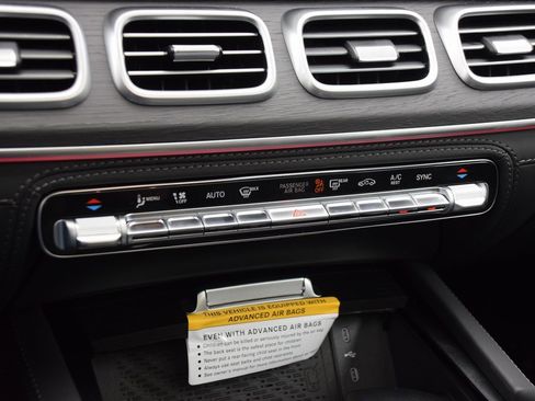 New 2025 Mercedes-Benz GLE 63 AMG S image 24