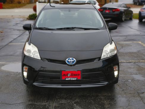 Used 2012 Toyota Prius Five image 2