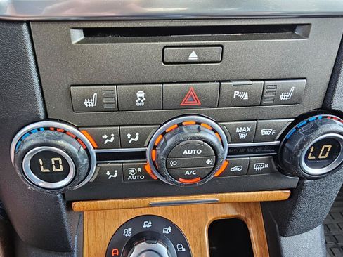Used 2013 Land Rover LR4 HSE LUX AWD/4WD image 46