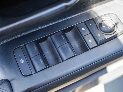 Used 2025 Toyota Tacoma TRD Pro AWD/4WD image 24