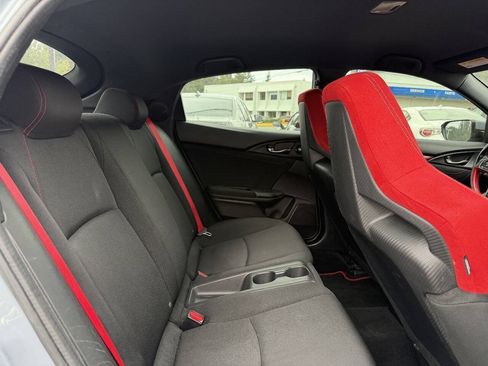 Used 2019 Honda Civic Type R image 17