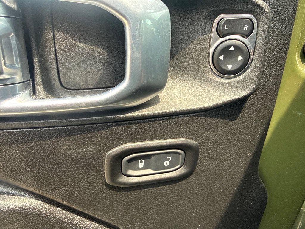 Used 2021 Jeep Wrangler Unlimited Sport AWD/4WD image 15