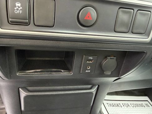 Used 2018 Nissan Titan S w/ S Utility Package AWD/4WD image 22