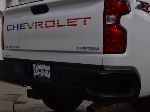 Used 2024 Chevrolet Silverado 2500 Custom w/ Custom Value Package image 23