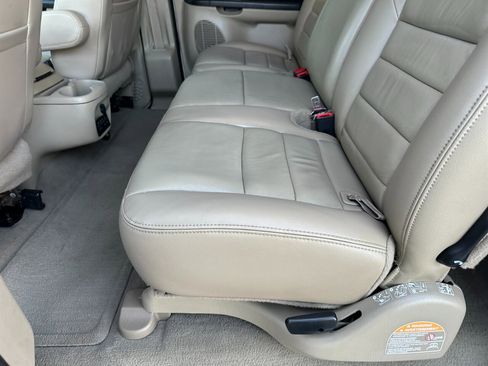 Used 2005 Ford Excursion Limited image 28