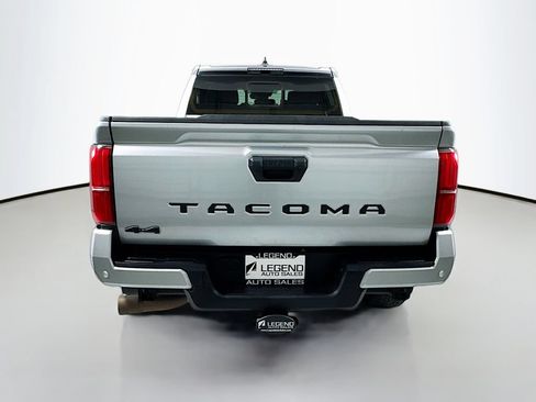 Used 2024 Toyota Tacoma TRD Off-Road w/ TRD Off Road Upgrade Package AWD/4WD image 5