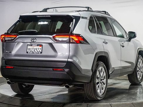 Certified 2025 Toyota RAV4 XLE Premium AWD/4WD image 11