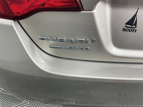 Used 2017 Subaru Legacy 2.5i Premium AWD/4WD image 19