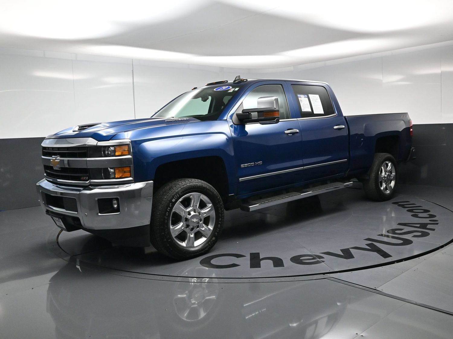 Used 2019 Chevrolet Silverado 2500 LTZ w/ Duramax Plus Package AWD/4WD image 11