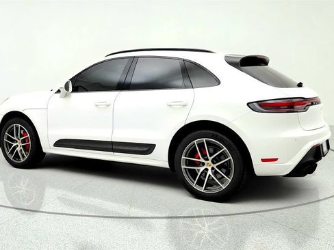 Used 2023 Porsche Macan S w/ Premium Package Plus AWD/4WD image 7