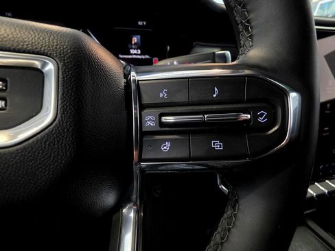 Used 2024 GMC Acadia Elevation w/ Super Cruise Package AWD/4WD image 26