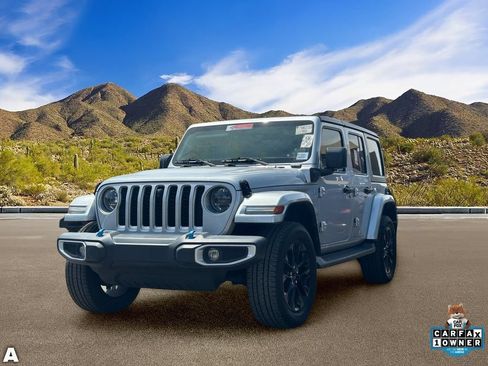 Certified 2023 Jeep Wrangler Unlimited Sahara w/ Cold Weather Group AWD/4WD image 2