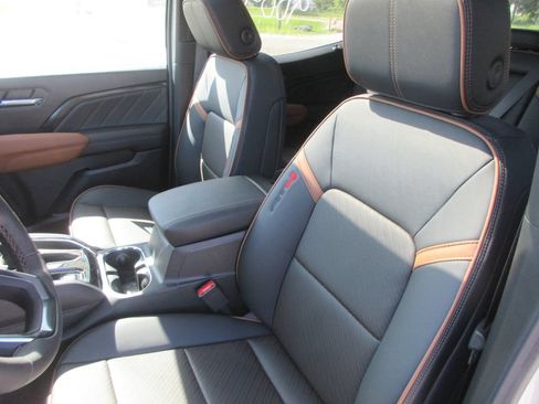 New 2026 GMC Canyon AT4 w/ Technology Plus Package AWD/4WD image 13