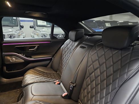 Certified 2022 Mercedes-Benz S 580 4MATIC Sedan image 8
