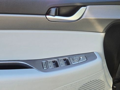 Used 2024 Hyundai Palisade SEL FWD image 18
