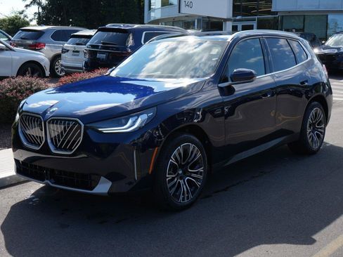 New 2026 BMW X3 xDrive30i w/ Premium Package AWD/4WD image 1
