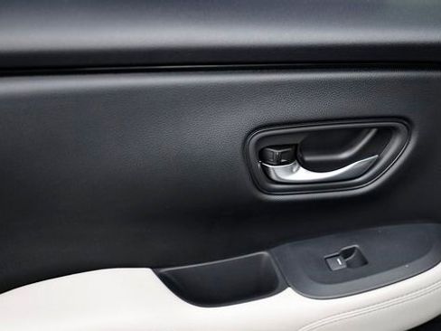 New 2026 Honda HR-V LX image 29