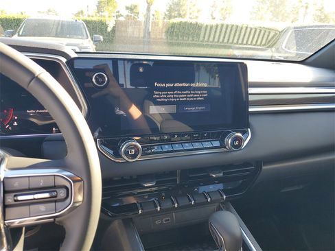 New 2026 GMC Canyon Elevation w/ Convenience Package image 15