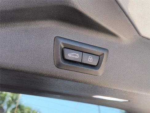 Used 2024 BMW X5 xDrive40i image 9