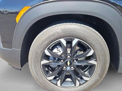 Certified 2023 Chevrolet TrailBlazer LT w/ Convenience Package FWD image 16