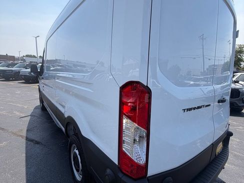 Certified 2026 Ford Transit 250 148 Medium Roof RWD image 31