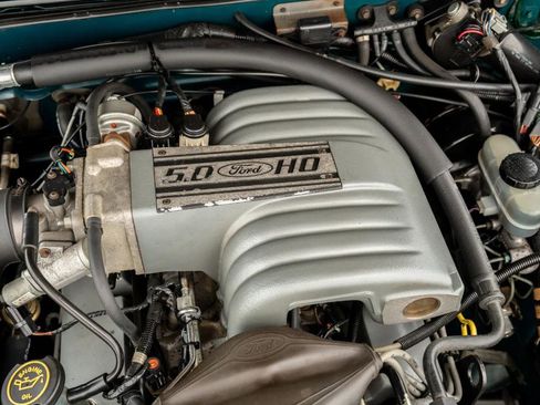 Used 1990 Ford Mustang LX image 23