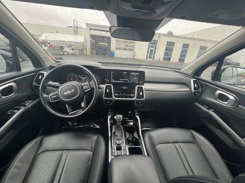 Used 2022 Kia Sorento SX image 23