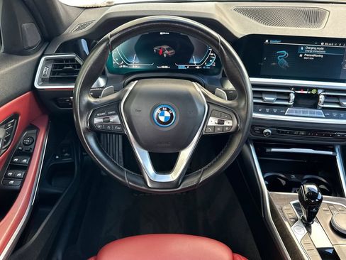 Used 2022 BMW 330e w/ Driving Assistance Package RWD image 15