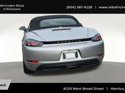Used 2019 Porsche 718 Boxster RWD image 9