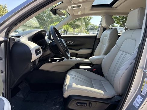 Certified 2026 Honda HR-V EX-L image 18