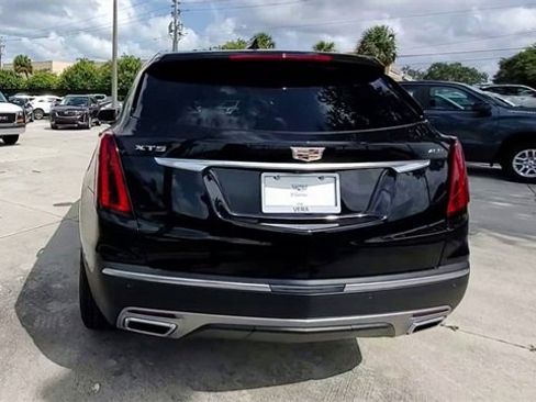 Used 2022 Cadillac XT5 Premium Luxury w/ Technology Package image 3