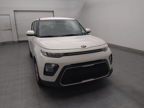 Used 2021 Kia Soul LX FWD image 14