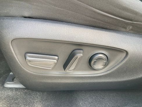 Used 2023 Toyota RAV4 XLE FWD image 14