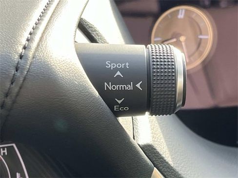 Used 2021 Lexus ES 350 Ultra Luxury w/ Accessory Package 2 image 46