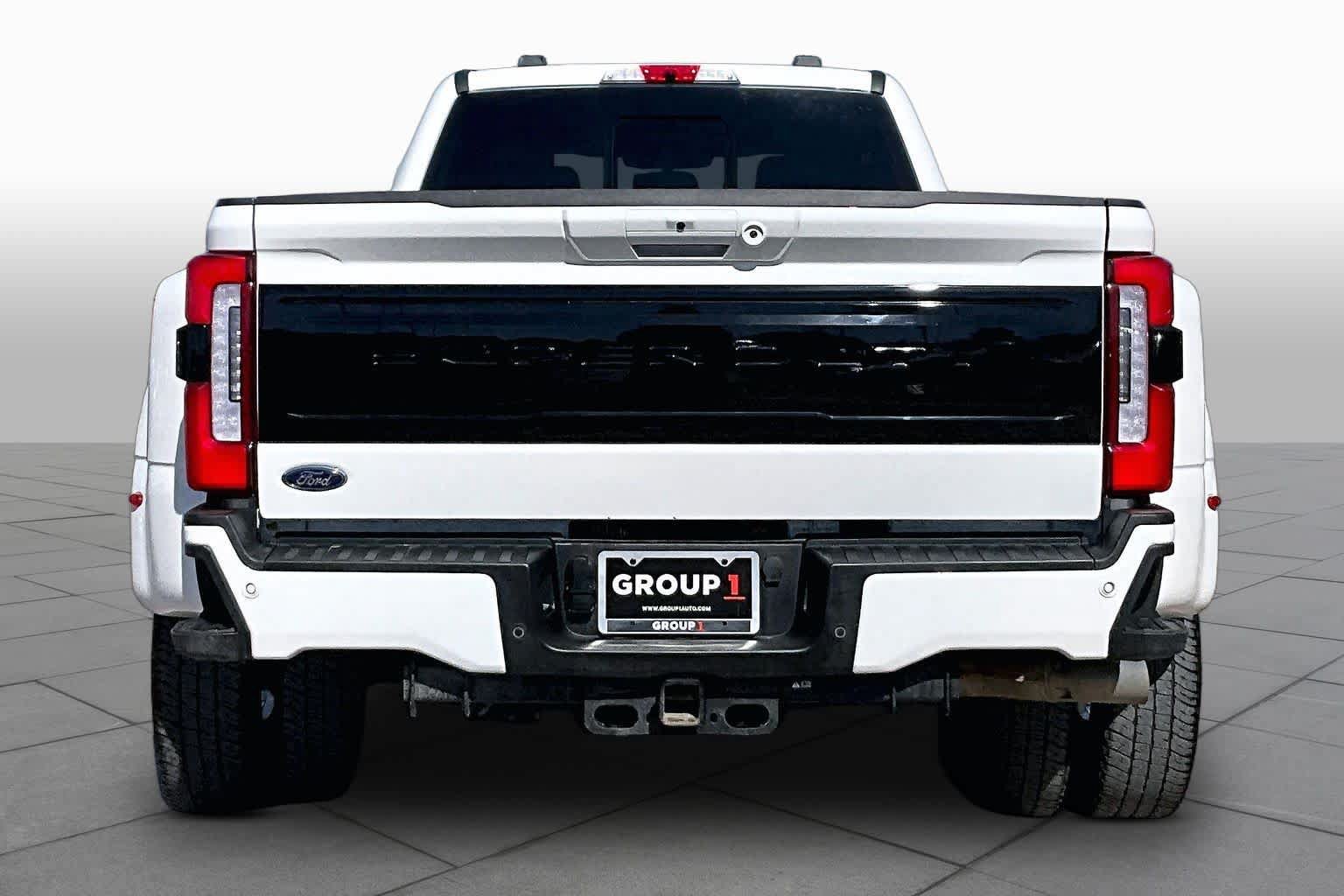 Certified 2026 Ford F350 Platinum w/ FX4 Off-Road Package AWD/4WD image 4