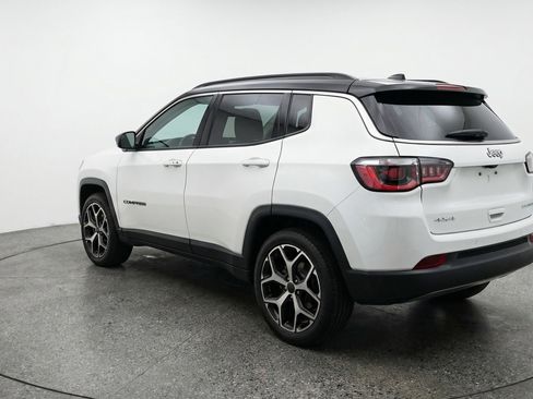 Used 2025 Jeep Compass Limited AWD/4WD image 6