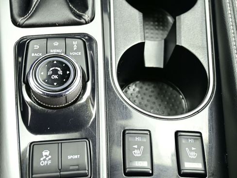 Used 2023 Nissan Maxima SV w/ Floor Mat Group image 6