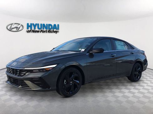 New 2026 Hyundai Elantra SEL Sport FWD image 1