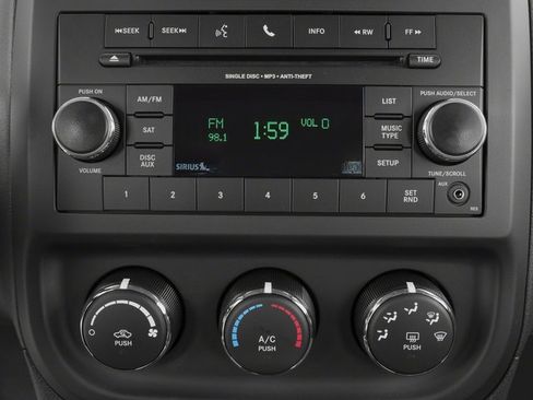 Used 2017 Jeep Patriot High Altitude image 13