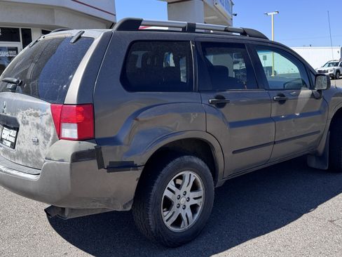 Used 2004 Mitsubishi Endeavor LS AWD/4WD image 8