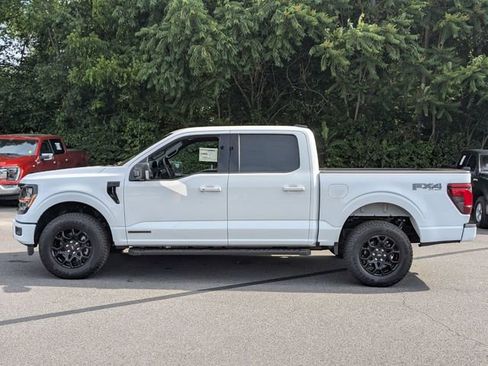 New 2025 Ford F150 XLT w/ Equipment Group 302A MID image 6