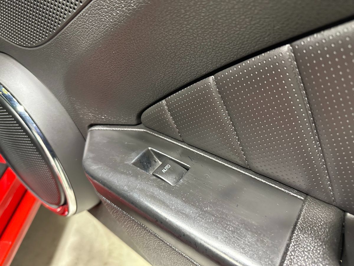 Used 2014 Ford Mustang GT Premium RWD image 15