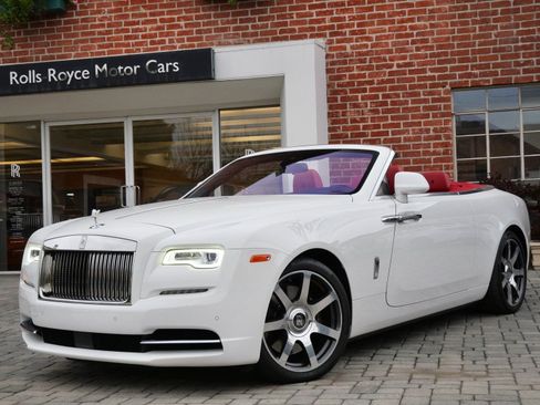 Used 2017 Rolls-Royce Dawn image 1
