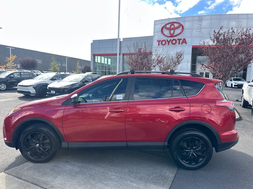 Certified 2017 Toyota RAV4 LE AWD/4WD image 2