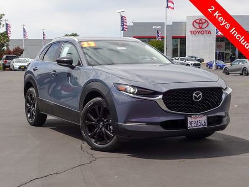 Used 2023 MAZDA CX-30 AWD 2.5 S w/ Preferred Package image 2