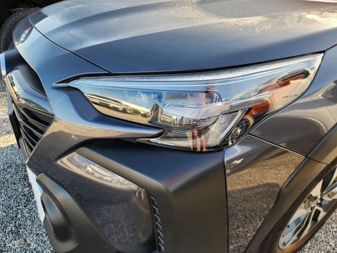 Used 2024 Subaru Outback Touring AWD/4WD image 7